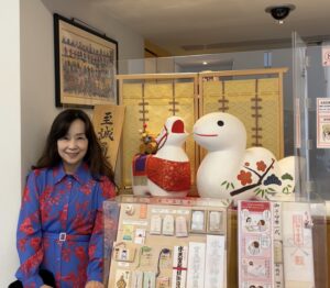 水天宮の干支人形や御守りとともに